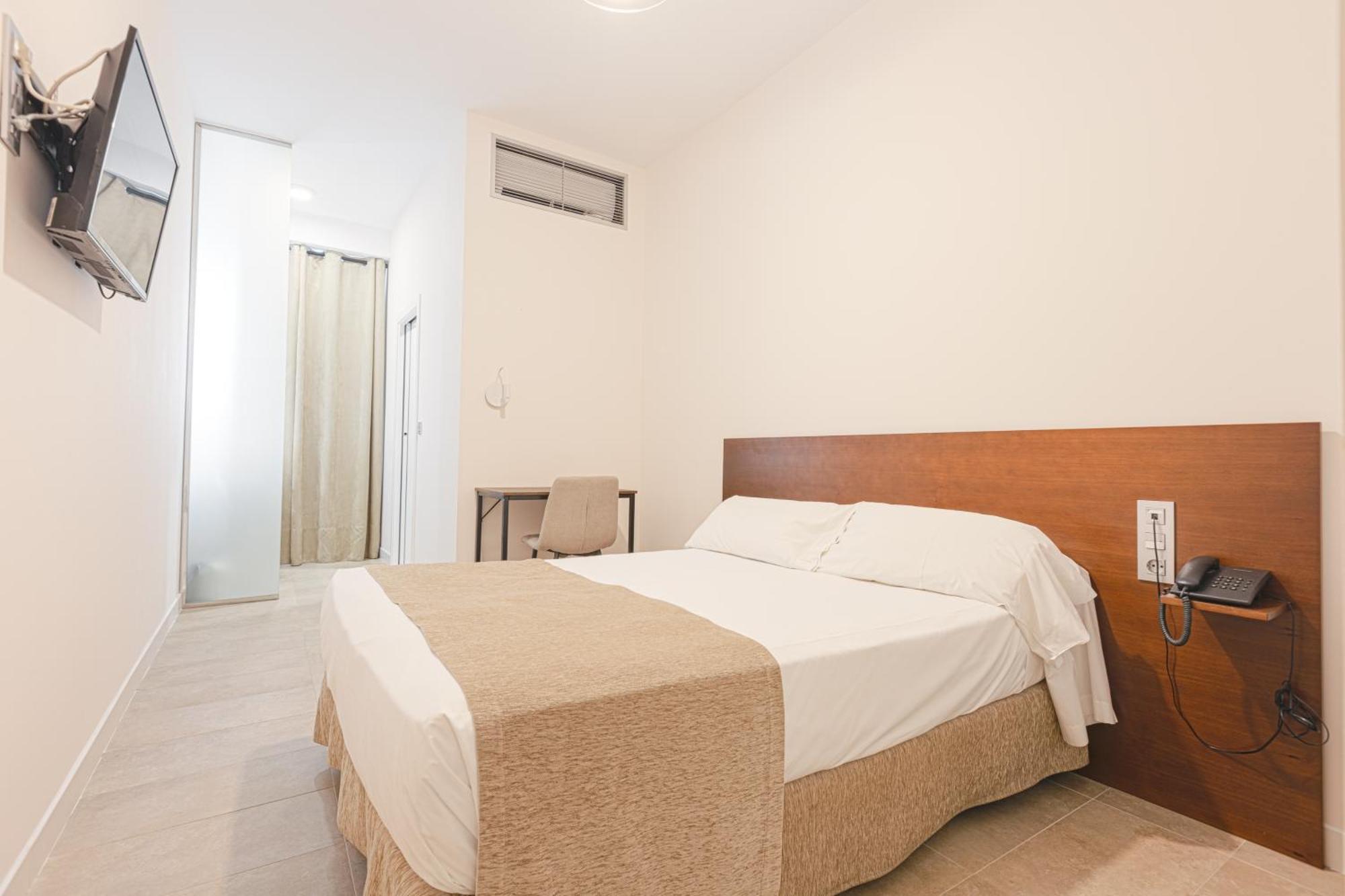 Aacr Hotel Monteolivos Sevilla Kültér fotó