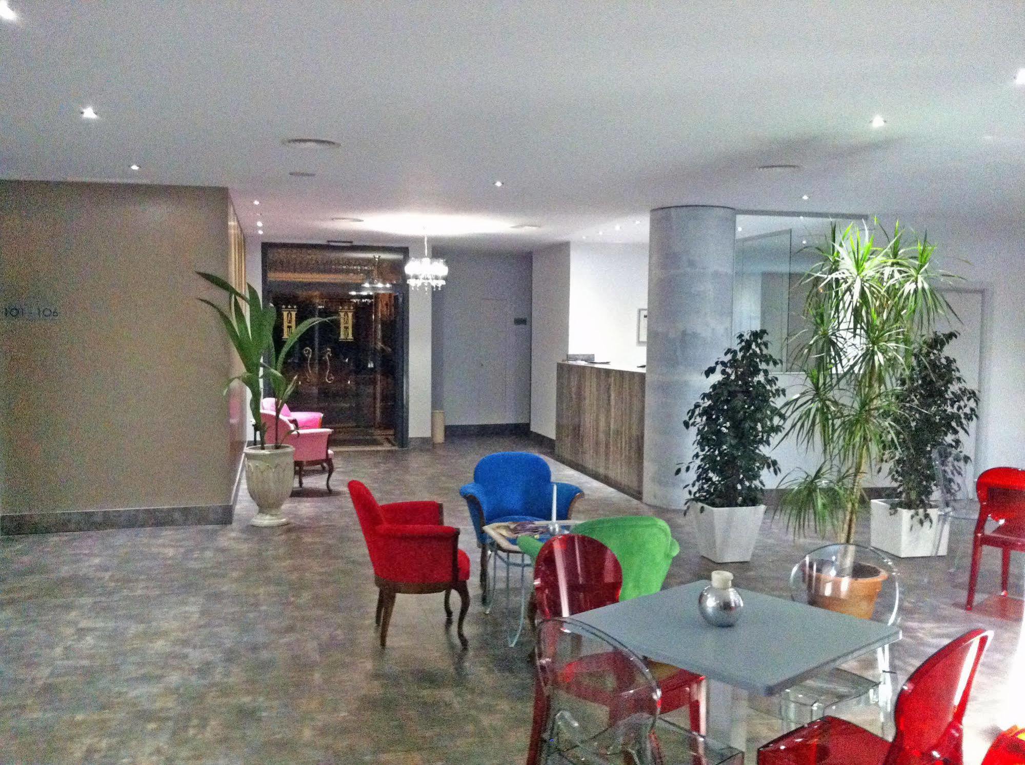 Aacr Hotel Monteolivos Sevilla Kültér fotó