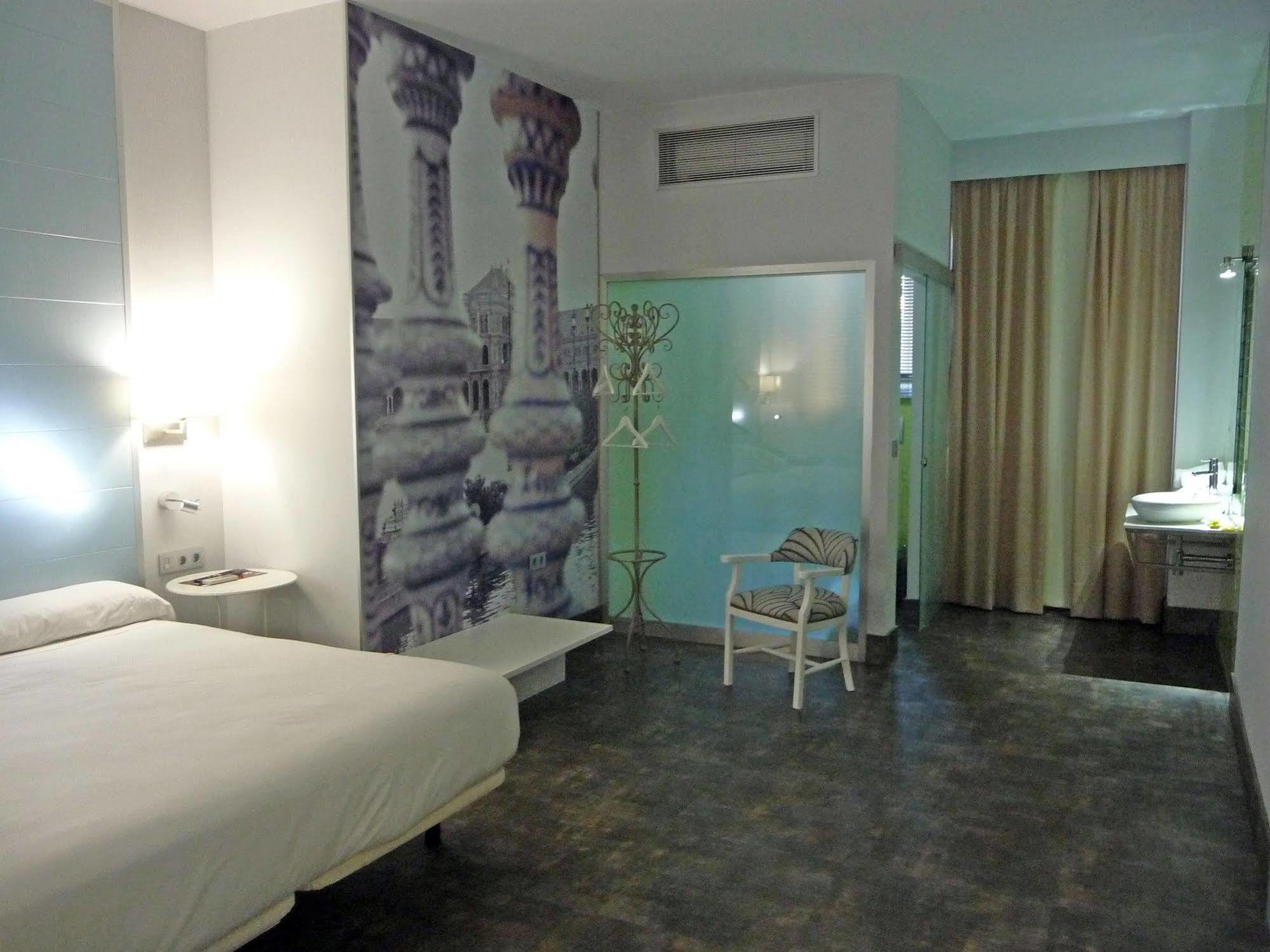Aacr Hotel Monteolivos Sevilla Kültér fotó