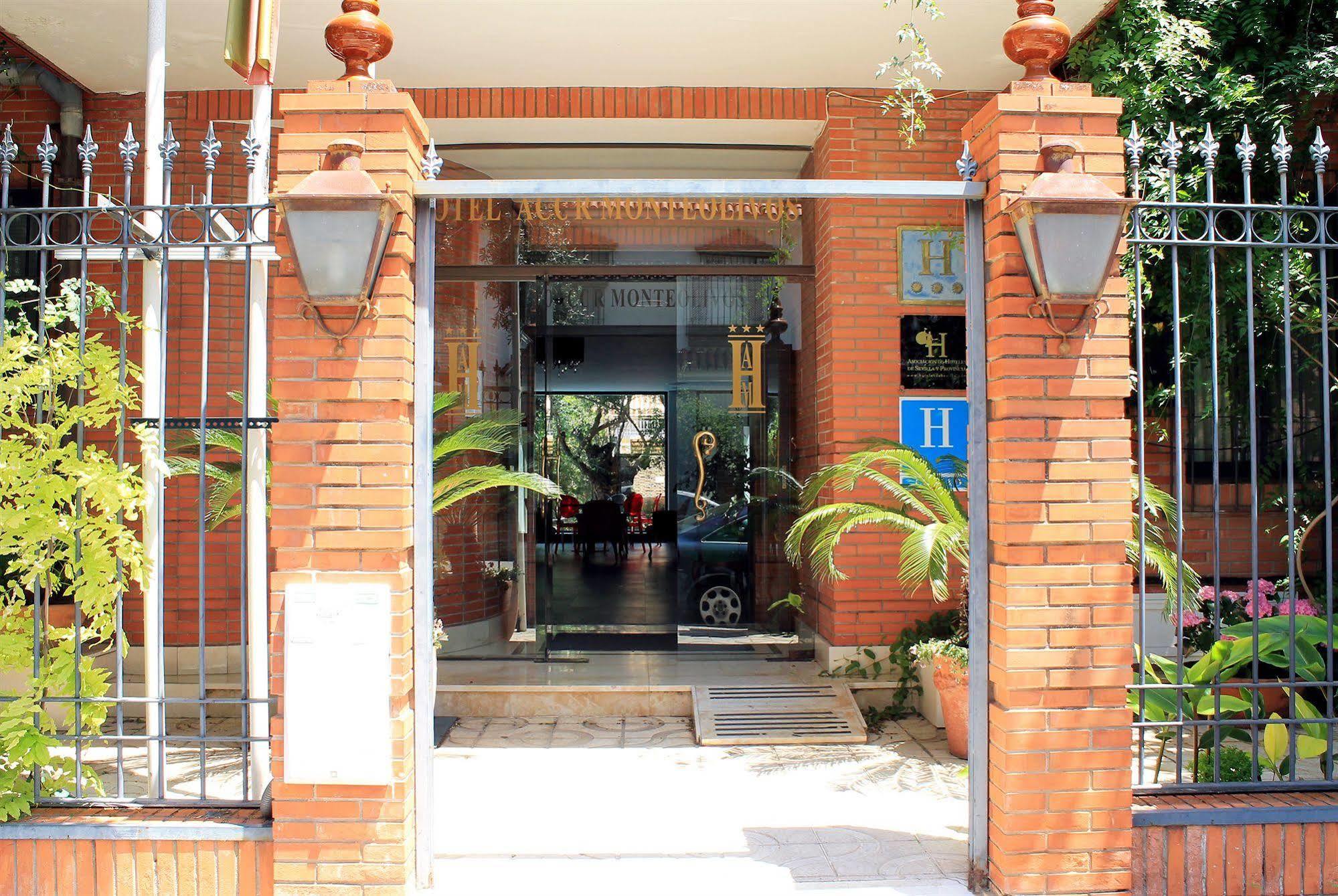 Aacr Hotel Monteolivos Sevilla Kültér fotó